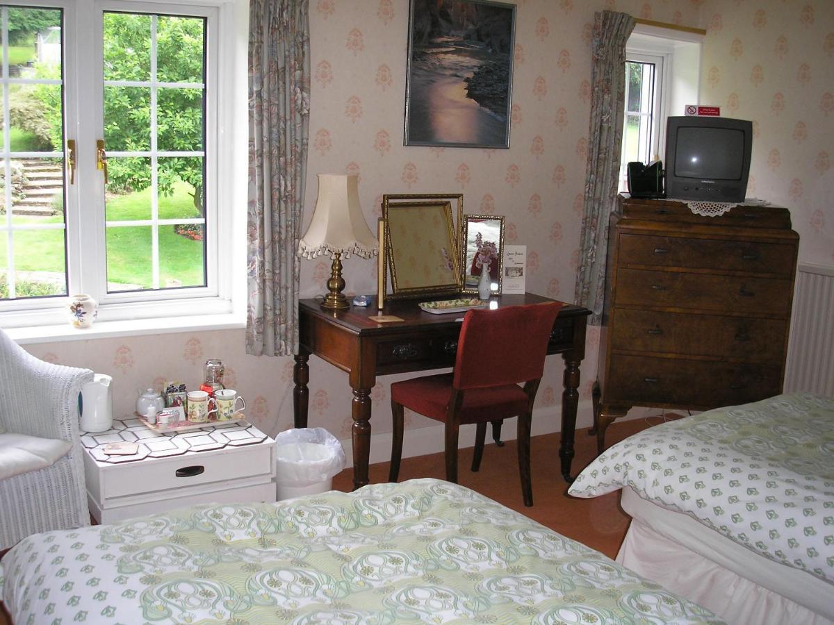 Chart House Bed And Breakfast Dorking Dış mekan fotoğraf