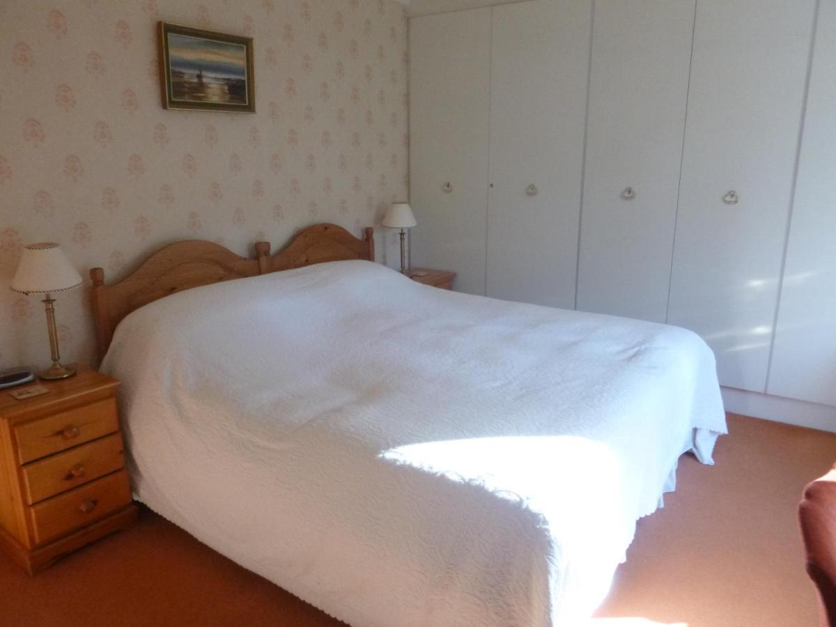 Chart House Bed And Breakfast Dorking Dış mekan fotoğraf